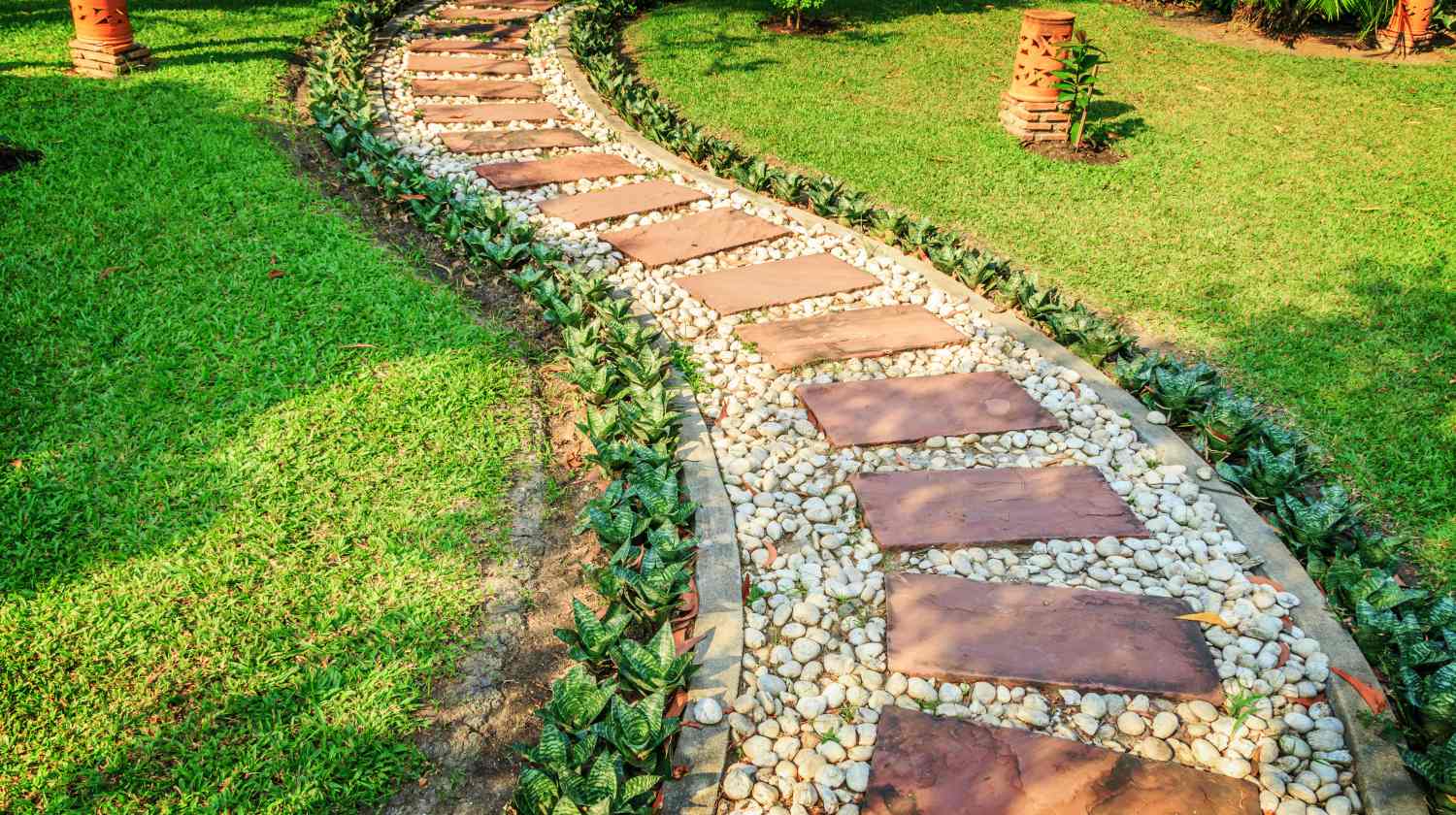 Walkways & Pathways